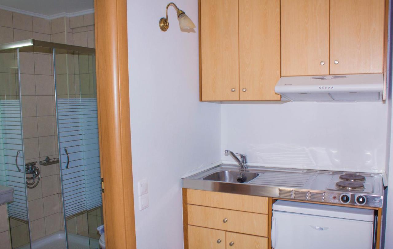 Sunshine Studios & Apartments สตาลิดา ภายนอก รูปภาพ